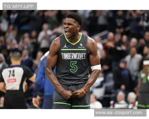 爱德华兹复出首战表现平平13投5中仅得15分正负值惨淡25